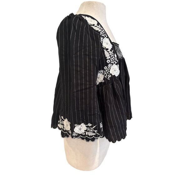 Velzera Womens Black Pinstripe Top W/ White Floral Embroidery & Smocked Details - Picture 5 of 9